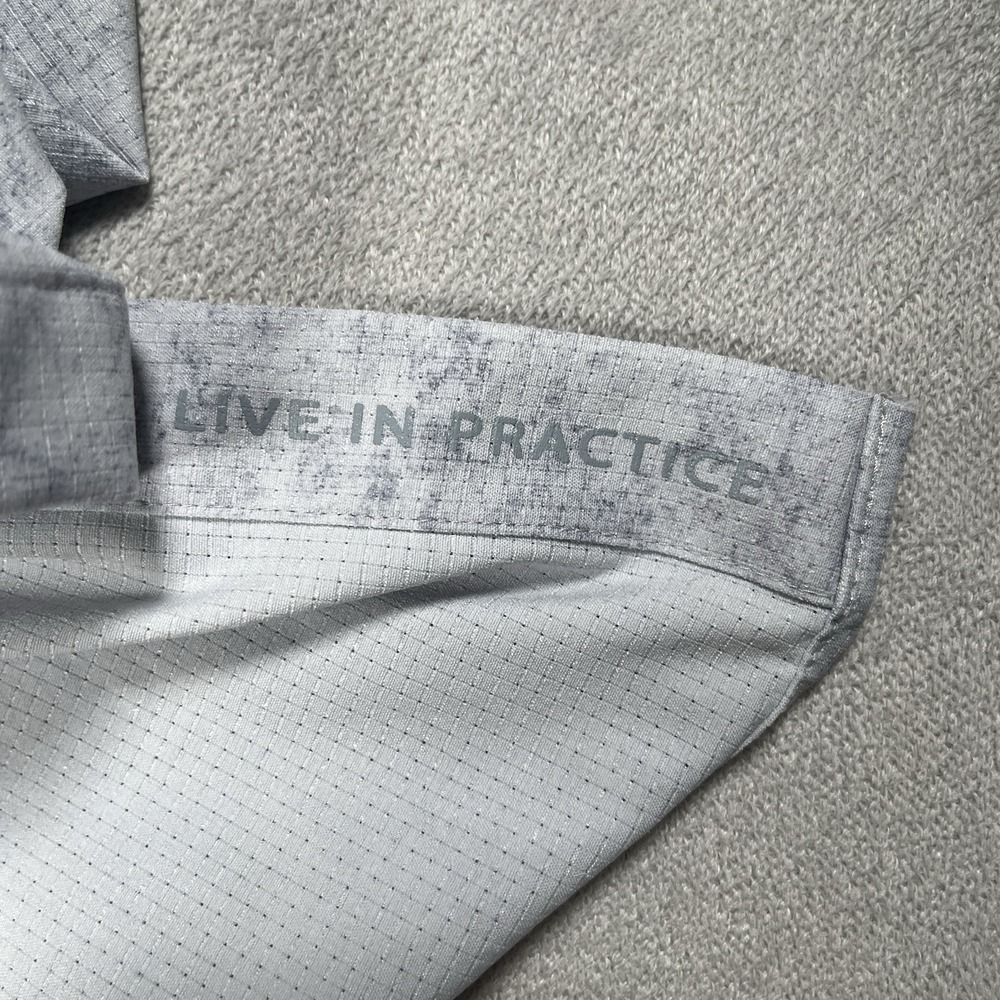 Lululemon Shirt Mens Medium L Gray Airing Easy Short Sleeve Vented Stretch Shirt - Picture 6 of 7